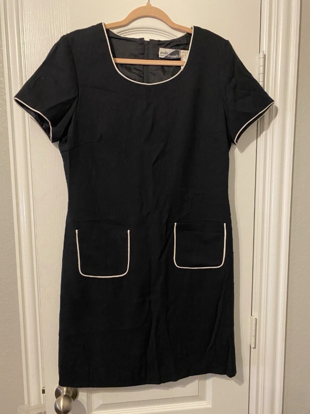 VINTAGE LBD LITTLE BLACK DRESS - LINED SIZE 10 BY SUNSHINE / STARSHINE